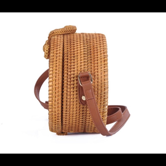 Round Straw Rattan Tote Boho Bag - Picture 5 of 6